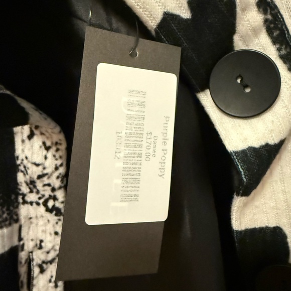 Damee Collage Black and White Jacket - Picture 7 of 7